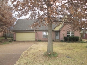 1213 Thames Dr