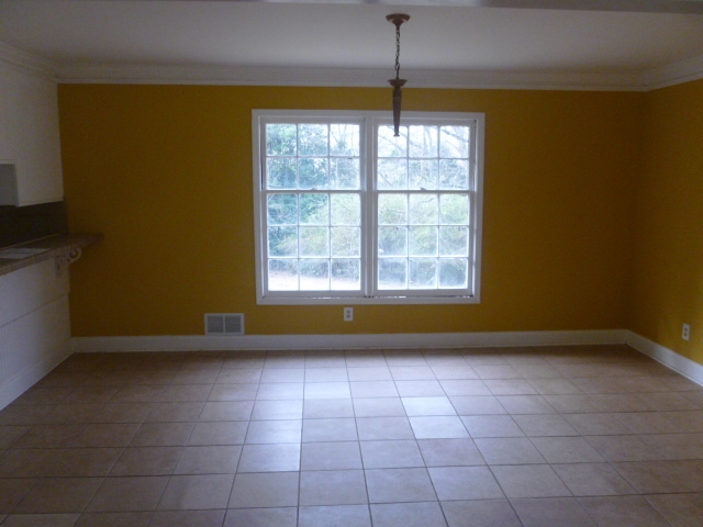 110 Almond Dr