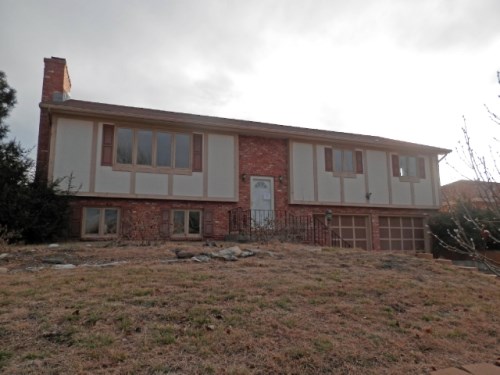 116 N Douglas Dr