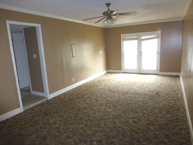 5022 Shaun Cir
