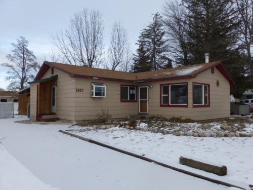 1817 Granada Dr
