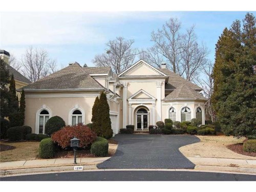 1230 Greatwood Manor