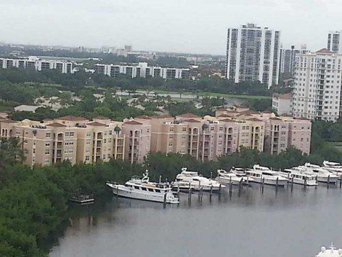 19701 COUNTRY CLUB DR # 5-208