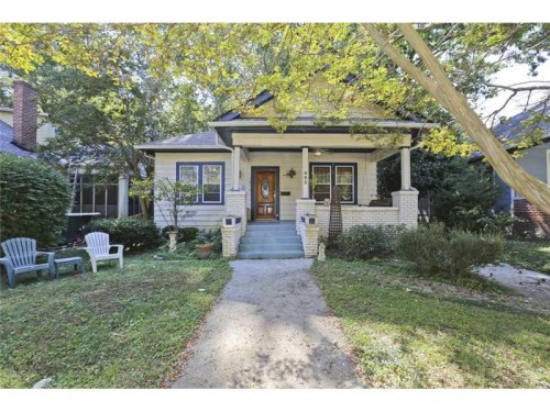 902 Monroe Circle Ne