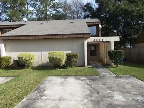 8287 Pineverde Lane
