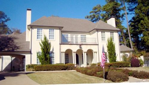 2128 Holly Creek