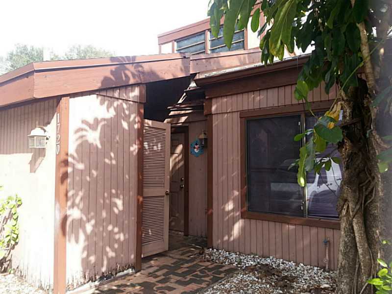 1720 NW 74 AV # 26