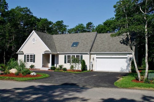 85 Settlers Ln