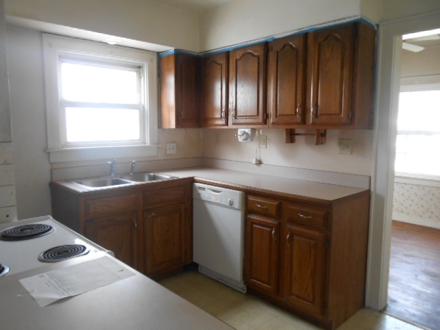 2728 Edgar St