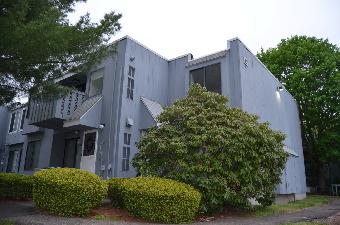 12a Cedar Court