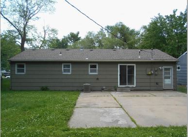 1504 W 21st Ter