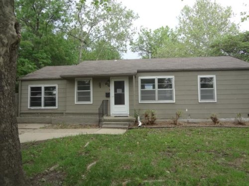 915 E Republic Ave