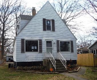 608 Esther St