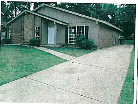 572 Shady Grove Dr