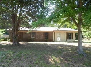 2250 Annwood Drive