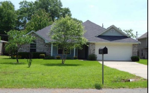 111 N Maple St