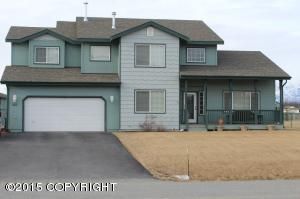 542 N Angus Loop