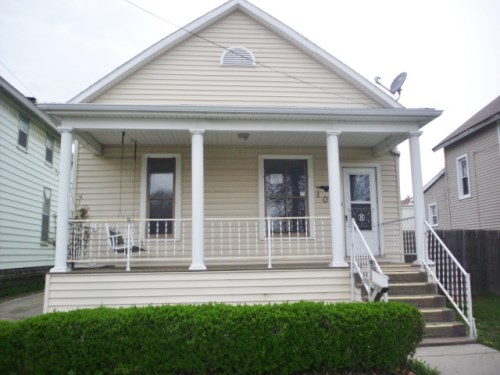 106 S Van Buren St