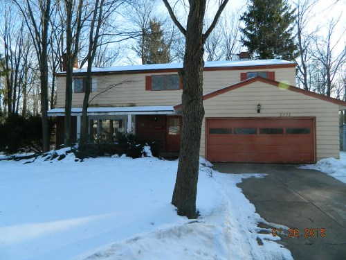 2302 Cranbrook Dr