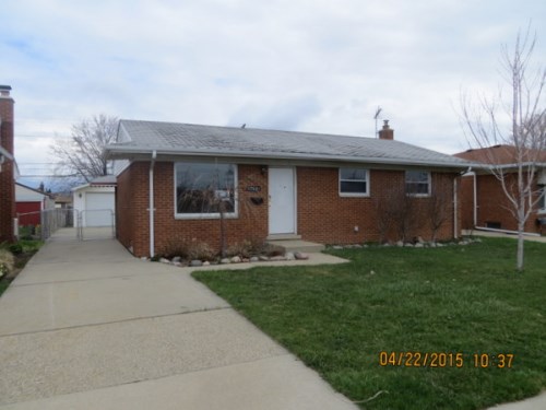 17881 E 13 Mile Rd