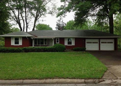10613 E 60th Ter
