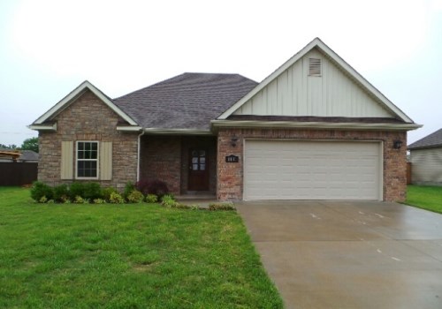 1131 Jacee Cir