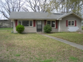 631 W Mccorkle Cir