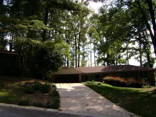 2715 Claridge Court