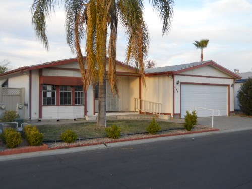 660 Bahama Dr