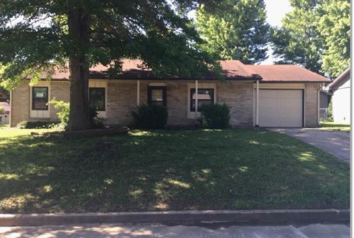 1005 Pecan Ln
