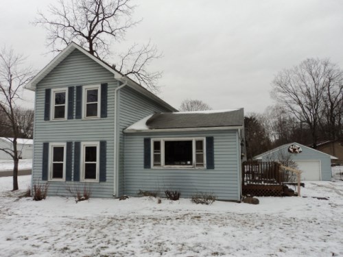 75 Franklin Ave