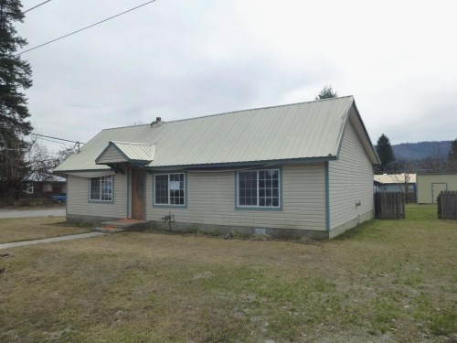 304 Harriet St
