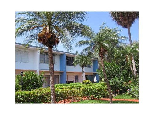 9455 BAY HARBOR TE # 4S
