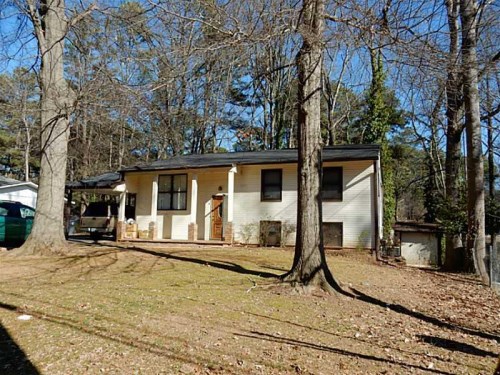 3961 Pin Oak Circle