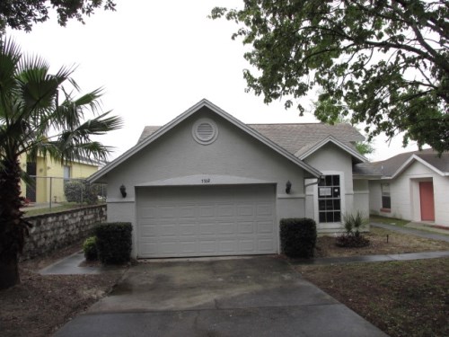 7552 Groveoak Dr