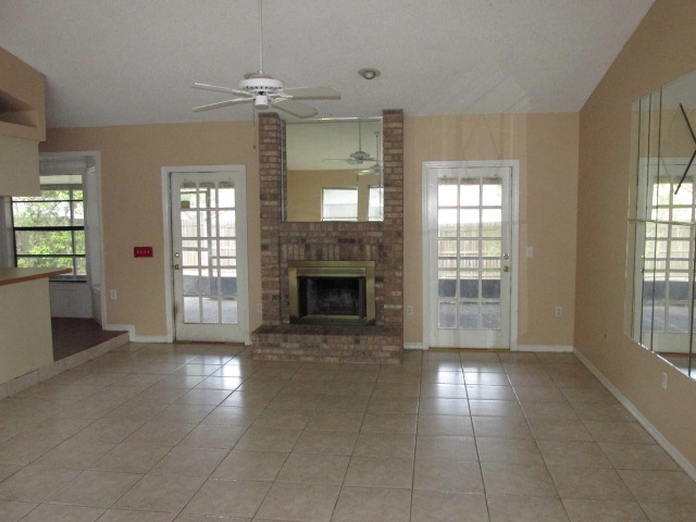 9019 Floribunda Dr