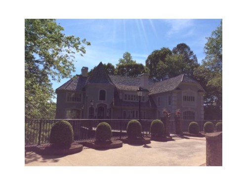 200 Cliff Overlook