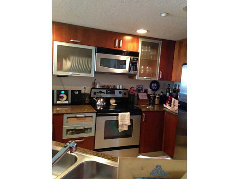 201 GOLDEN ISLES DR # 510