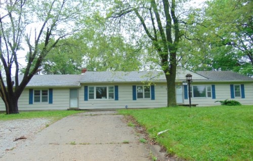 2203 N Whitney Rd