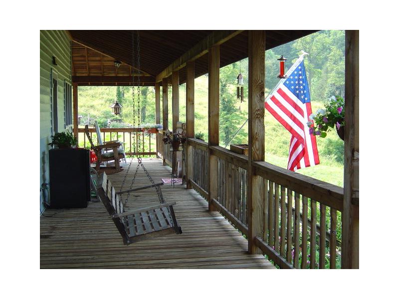 2535 Lakey Creek Road