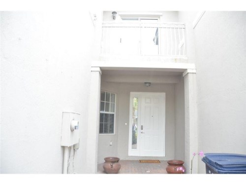 7990 NW 116 AV # 7990