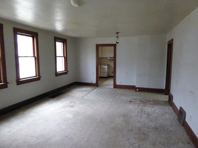 403 3rd St W