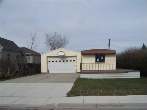 2380 Harve Ave