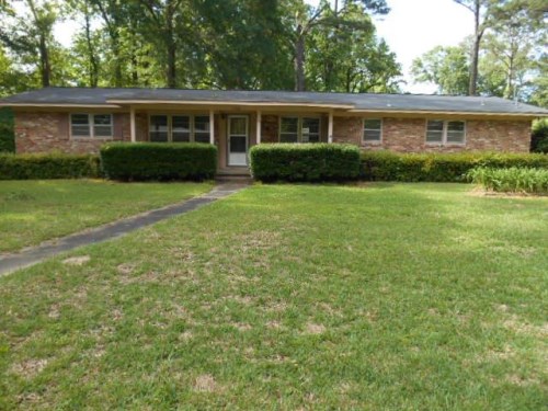 2803 Myrtlewood Dr