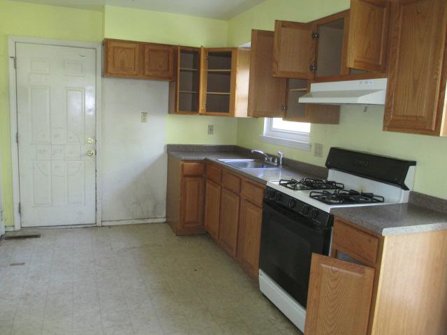 219 Kilburn Ave