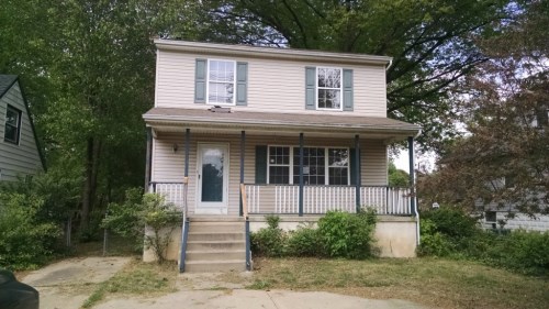 496 Chapel Ave W