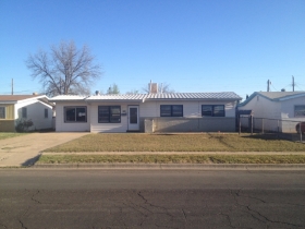 308 W Castle Ave