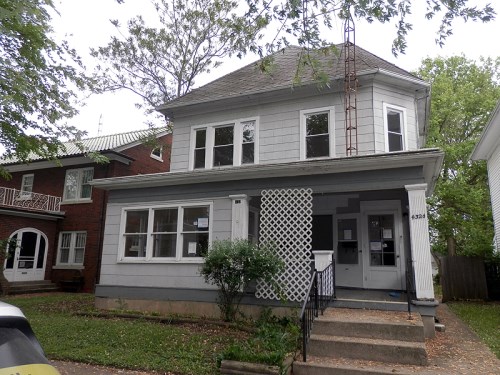 432 W 4th St