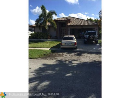322 SE 3RD PL
