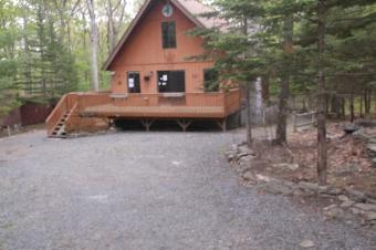 106 Bartlett Dr